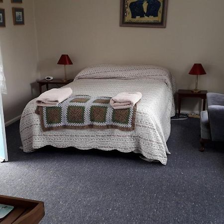 Western House B&B Kurow Bagian luar foto